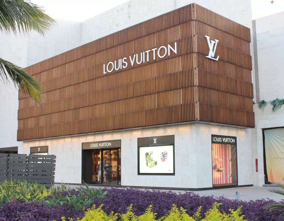 Show us pics of LV store fronts  Storefront design, Facade design, Store  fronts